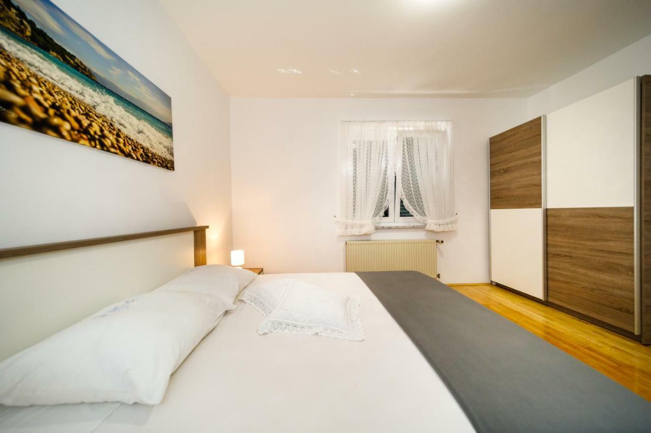 Apartment Anton Đảo Krk Ngoại thất bức ảnh